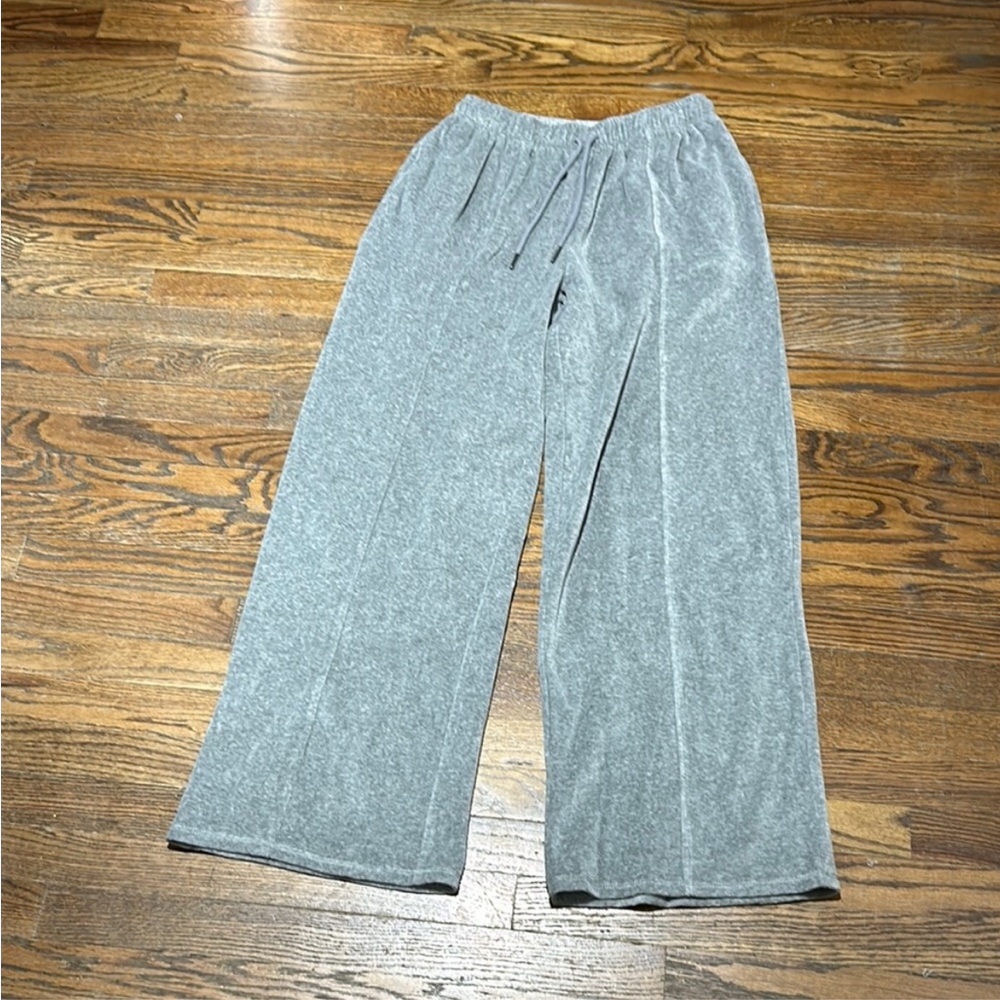 Cozy Grey Tracksuit - Picture 6 of 10